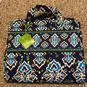 Vera Bradley hanging organizer- ink blue
